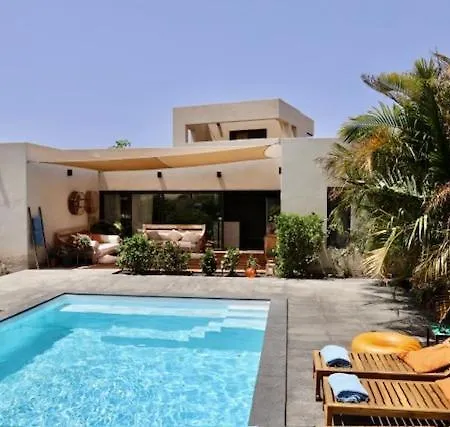 Golden Wave Villa