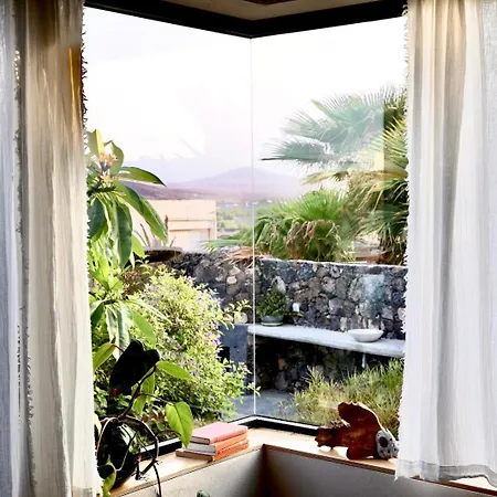 Golden Wave ヴィラ ラハレス