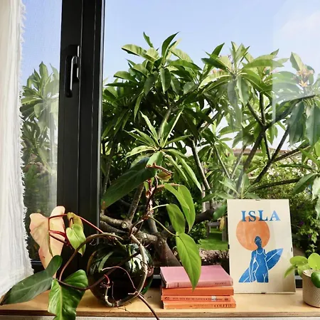 ヴィラ Golden Wave *