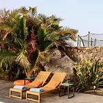 Villa Golden Wave