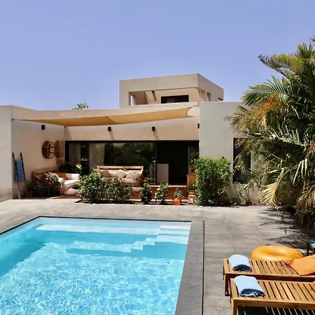 Golden Wave Villa